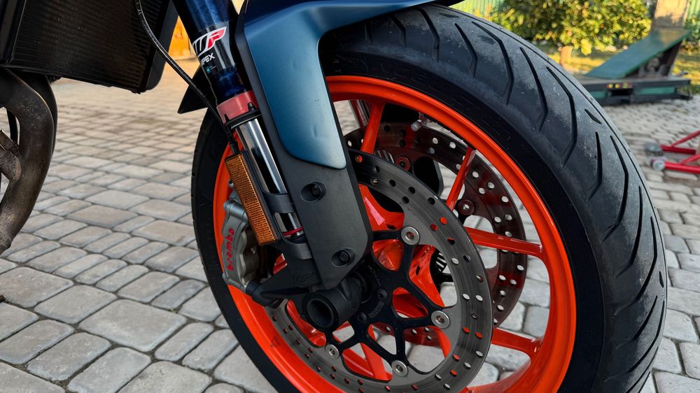 Мотоцикл KTM Duke 890 R 2022