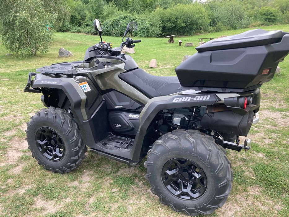 Can-am Outlander