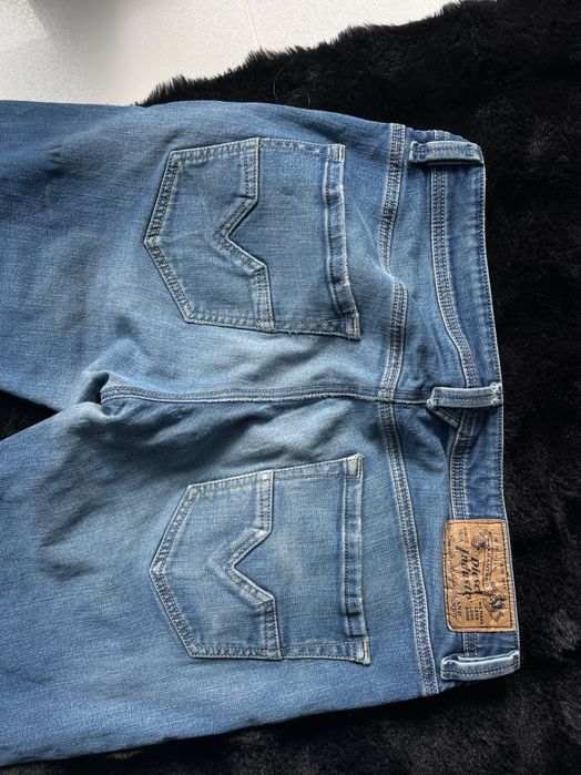 spodnie jeansy Diesel rozmiar L