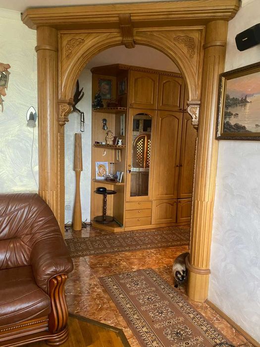 Продам 3к 107м пр- т Науки 62-А Бізнес Клас Ремонт Меблі Техника Цегла