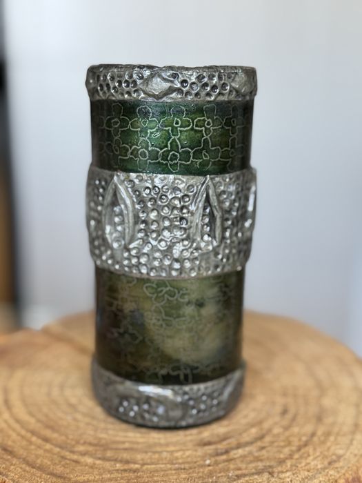 Frascos decorativos antigos de vidro e metal decorado com esstanho