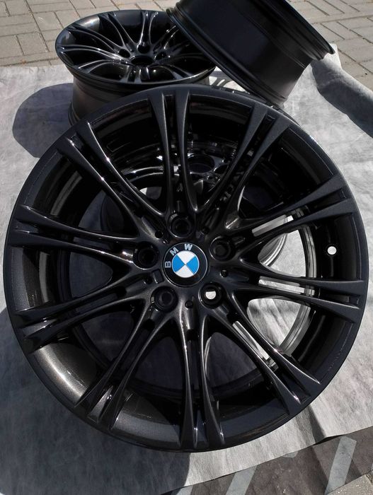Felgi aluminiowe 18 cali BMW E60/61 styling 135 et20 8j M-pakiet + nowe opony