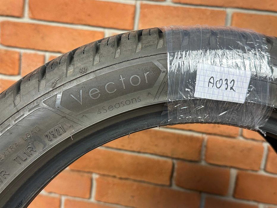 1x Goodyear Vector4Seasons 225/45R17 94W 2021