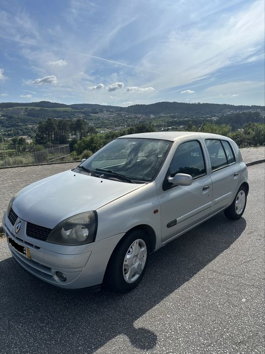 Renault Clio — fotografia 4