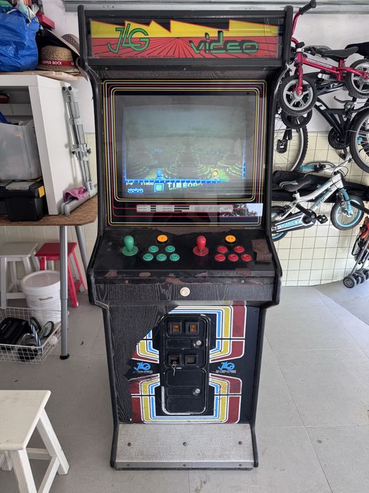 Maquina Arcade (Super Pang)
