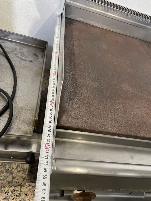 Grelhador de bancada a gas