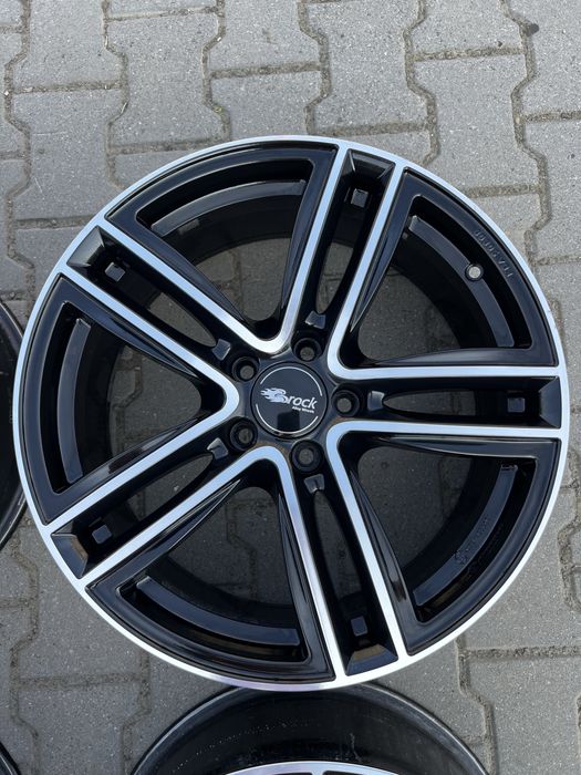 5/114.3 R19 Acura / Kia / Hyundai / Nissan