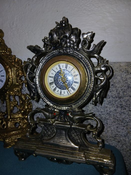 Antigos  Relógios de  Corda