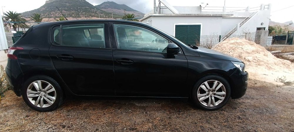 Peugeot 308 1.6 HDi | 2015 | 112.000 km | Venda urgente foto 3
