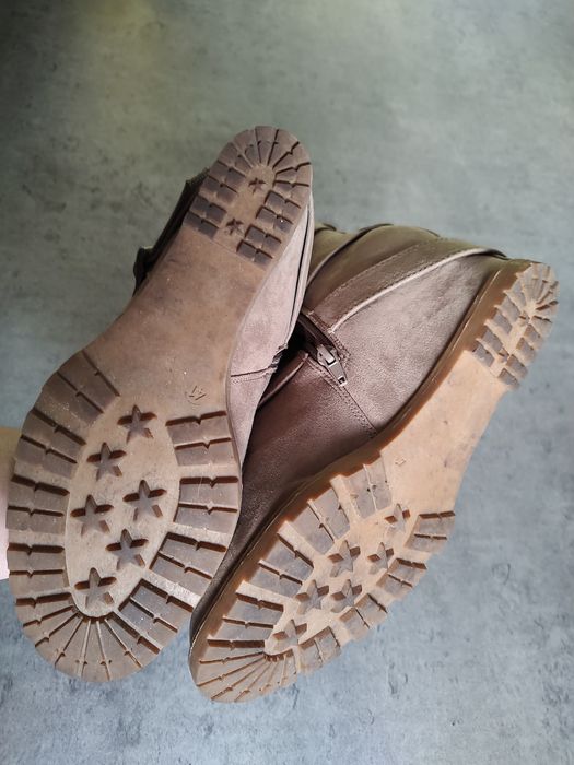Sprzedam buty zimowe