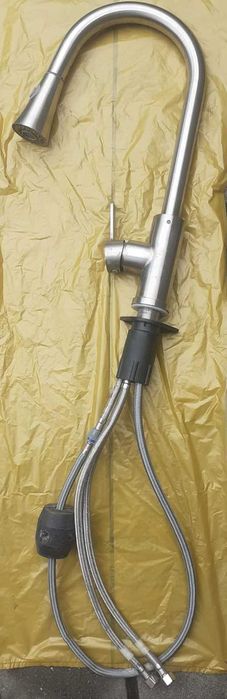 Bateria kuchenna Laveo z wyciąganą wylewką