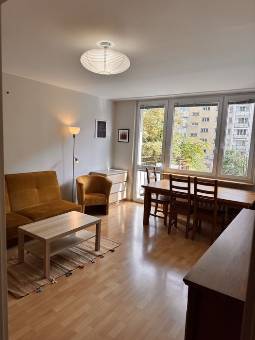 Umeblowana kawalerka 32 m² – 200 m od metra Kondratowicza. Dostepna od zaraz