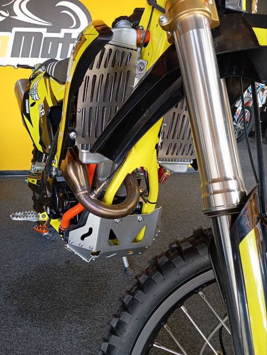 Мотоцикл ZUUMAV S8 FULL PRO (S8-KE300)