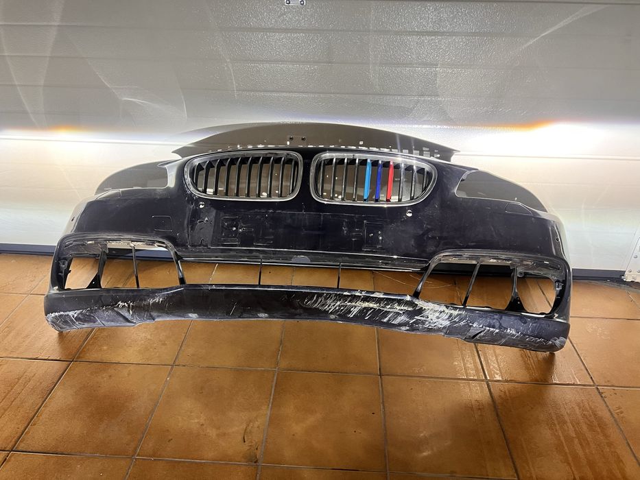 Vendo Para-Choque serie 5 original