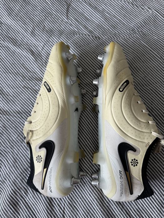 Korki wkręty buty do gry w piłkę Nike Tiempo Legend 10 Elite SG-Pro