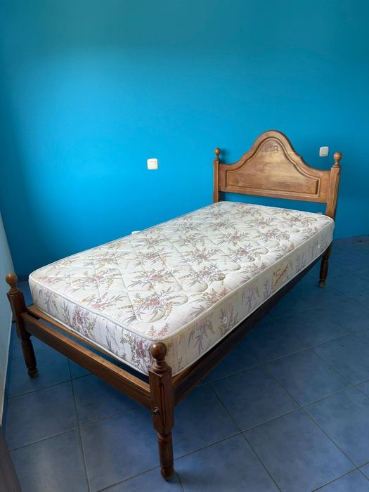 Cama de solteiro