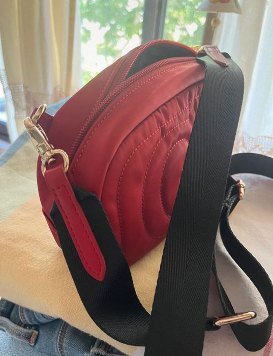 Crossbody Guess vermelho