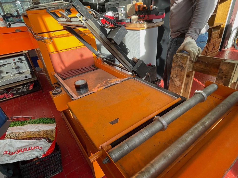 Maquina de Embalar tunel