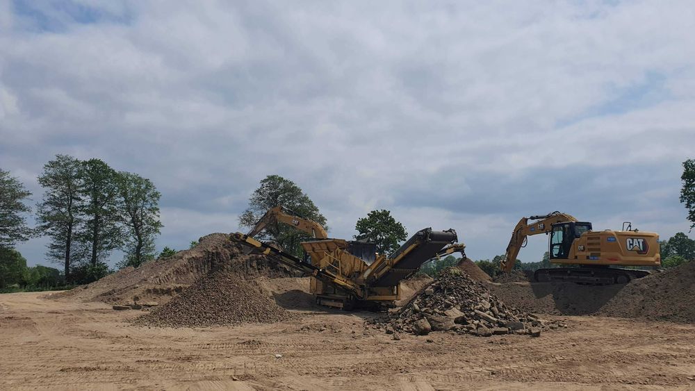 Wynajem przesiewacza - usługi przesiewania ziemi, kruszyw ,gruzu,gliny