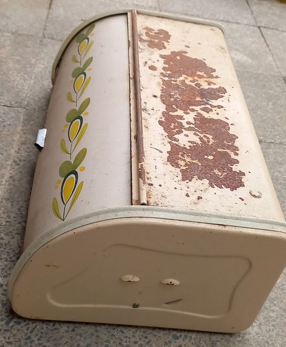 Caixa do pão para restaurar