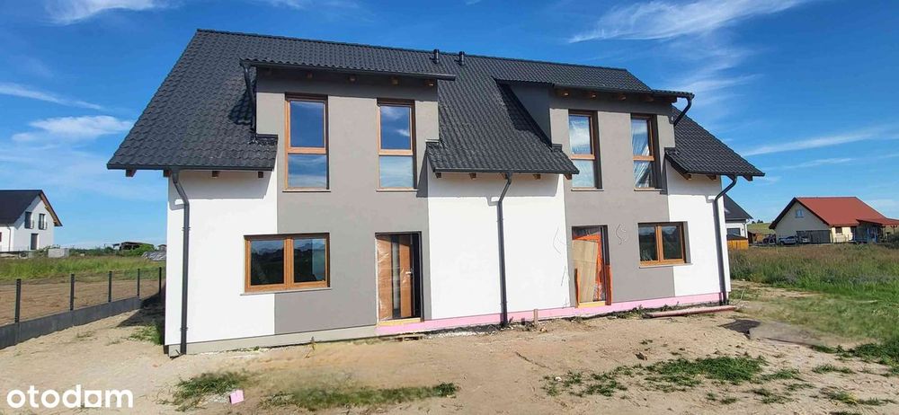 Nowoczesny dom w zabudowie bliźniaczej 115m² z pompą ciepła