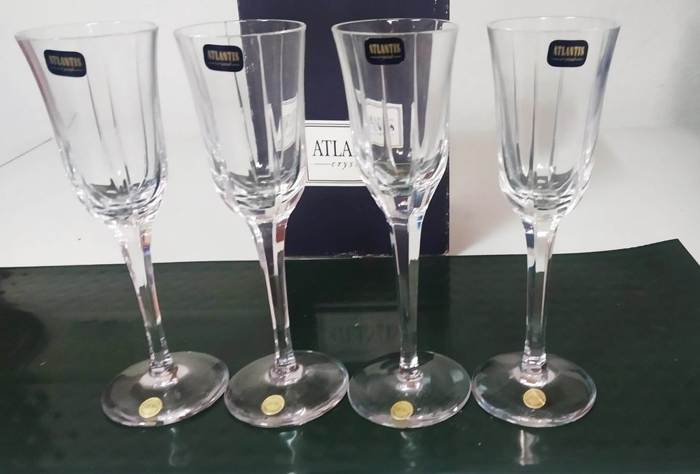 Copos de licor cristal Atlantis