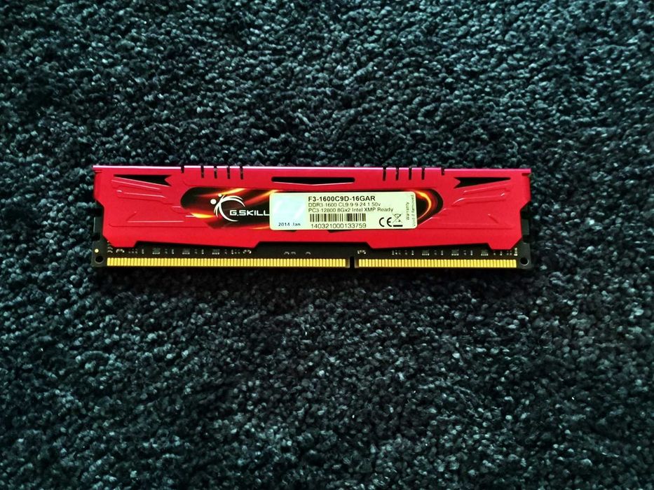 DDR3 8GB G.SkiLL ARes 12800 -Komputer