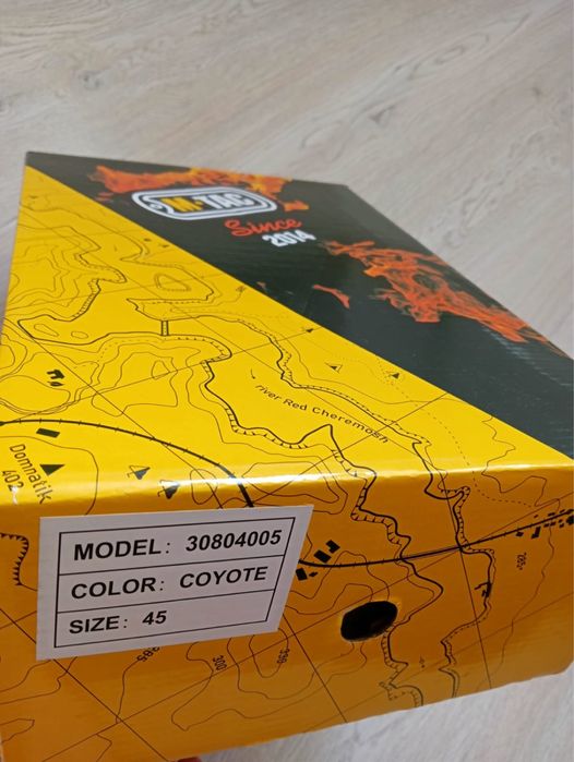 Нові чоловічі тактичні кросівки