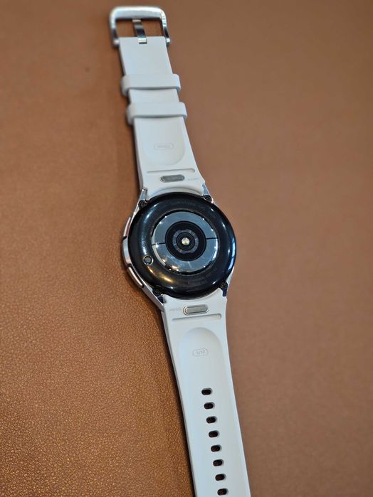Galaxy Watch 6 Classic 43 мм ідеал стан + бонус