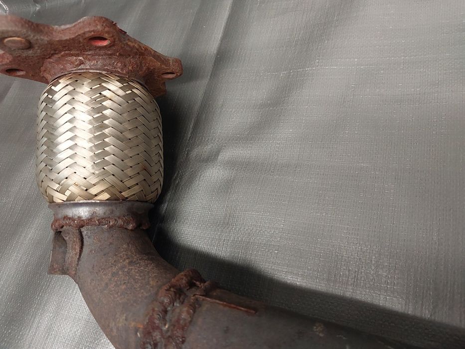 VW Golf IV 4 Bora 1.4B 16v Tłumik złącze elastyczne kolanko