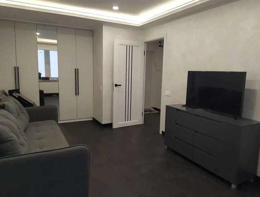 Оболонський проспект 43. Однокімнатна квартира. М.Героїв Дніпра