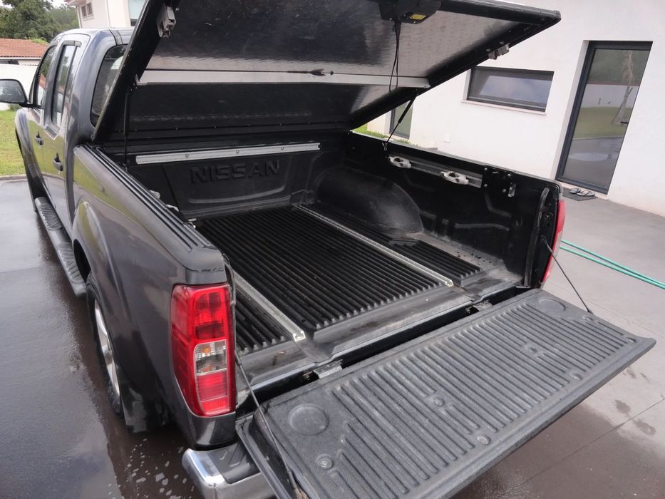 Nissan Navara 2.5 dCi CD SE AT 4WD