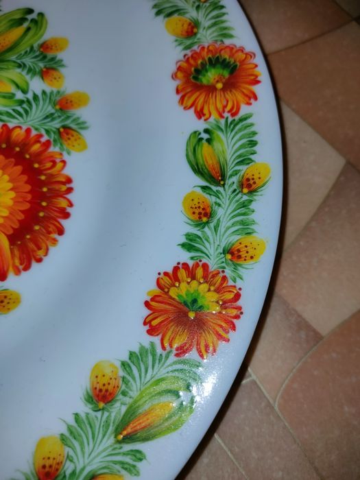 Декоративна тарілка