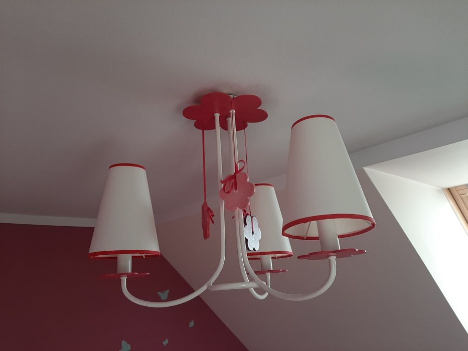 Żyrandol do pokoju dziecięcego