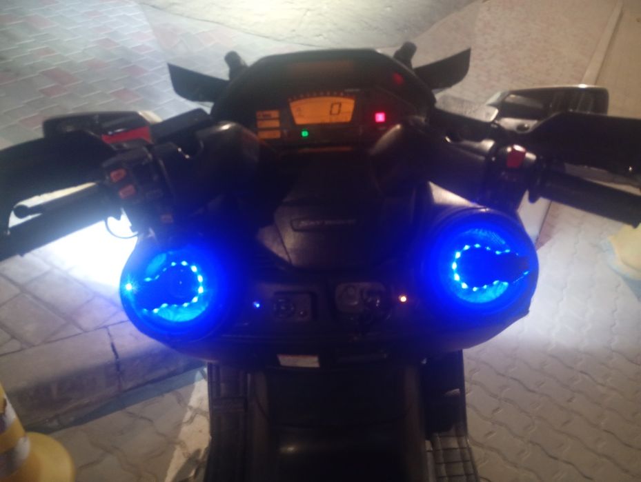 Suzuki skywave 650