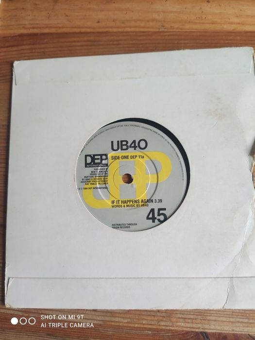 UB40 zestaw 2 płyt winylowych plus prezent