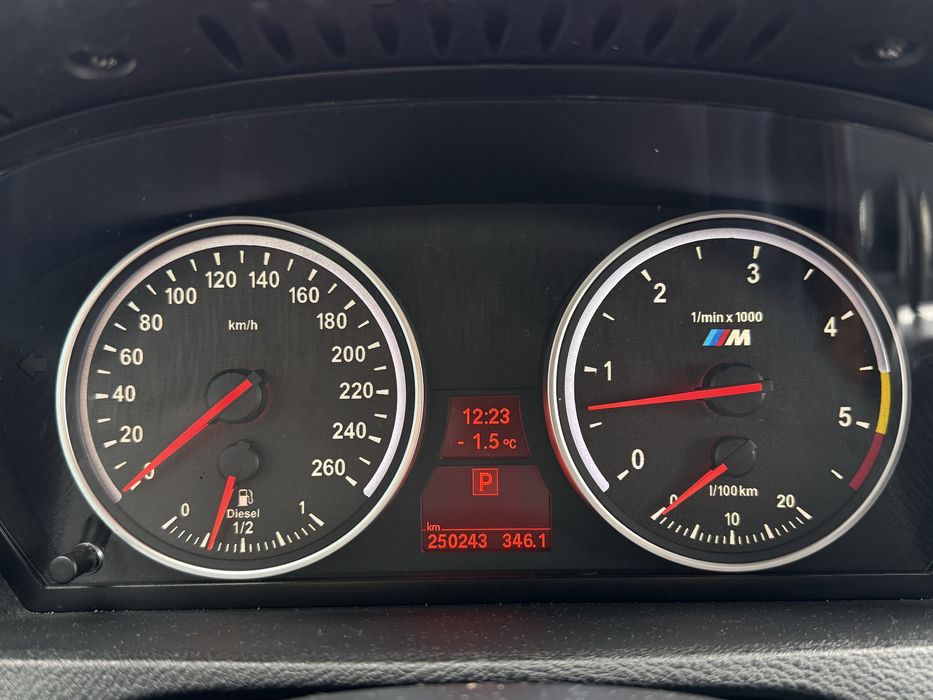 Продам BMW x5 e70 35d