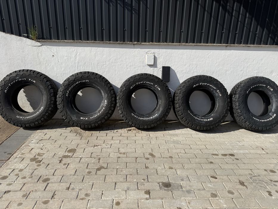 5 Pneus BfGoodrich 285/ 75r16