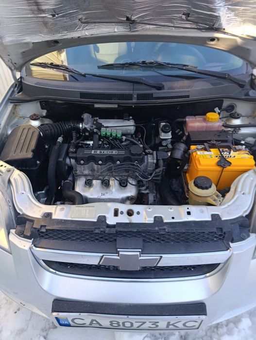 Шевроле авео 2008рік . Газ бензин.