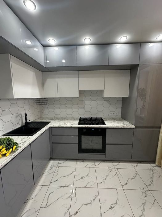 Кухни, шкафы-купе, прихожие, детские и другая мебель под заказ.