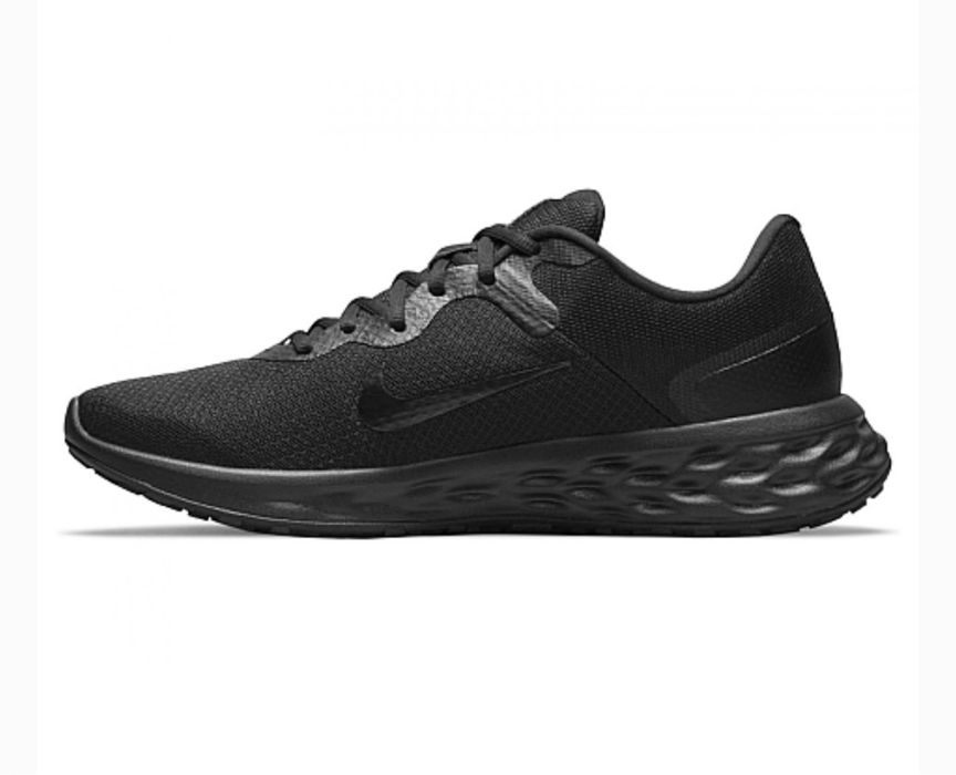 Кросівки  NIKE REVOLUTION 6 NN BLACK. Оригінал ( 26,5см)