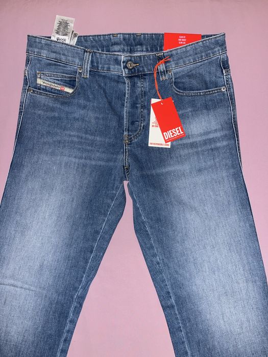Wyprzedaż spodnie męskie Diesel.