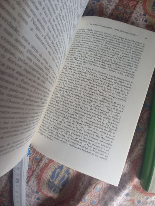 História dos Descobrimentos portugueses 3 vol completo
Jaime Cortesão