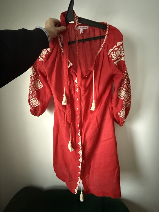 Вишита сукня, розмір S