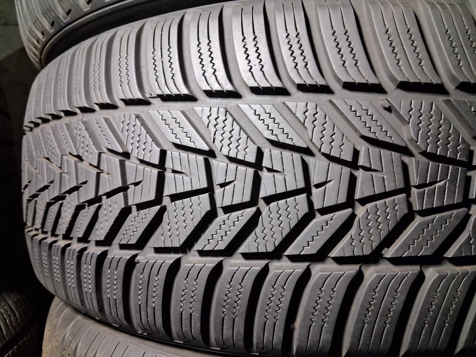 235/50 20 Hankook Evo 3 Резина зимова