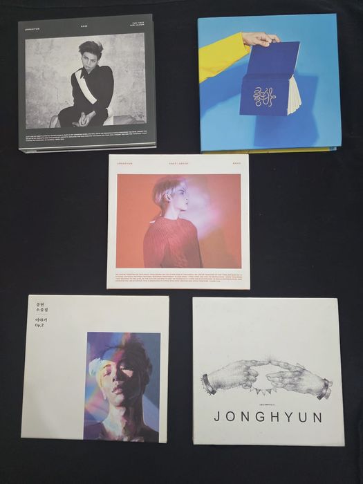 Jonghyun (SHINee) – Coleção de 5 albuns + photocards ORIGINAIS