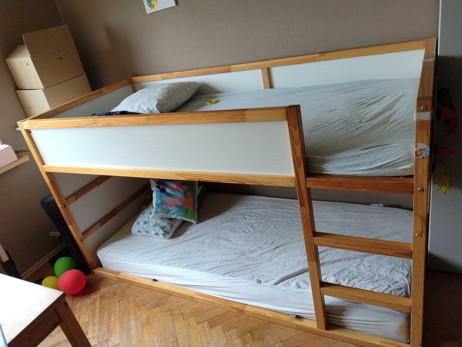 Łóżko piętrowe dziecięce