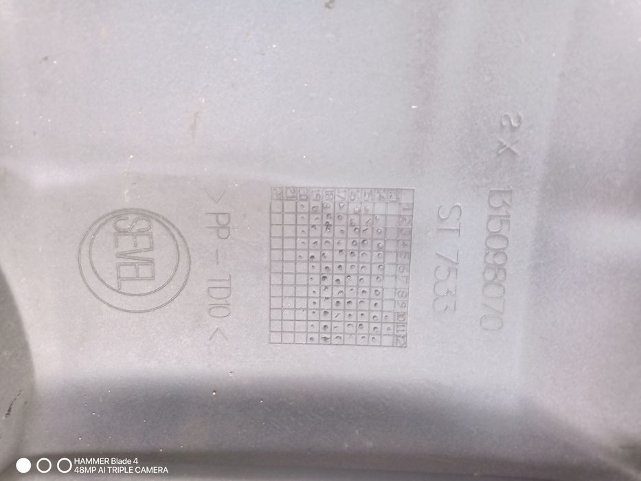 Fiat Ducato kamper 14r- zderzak przód lewa strona
