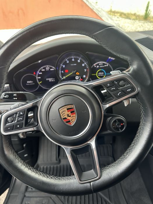 Porsche Cayenne — fotografia 7
