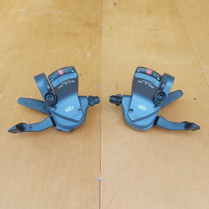 Manetki Shimano XTR SL-M952 3x9